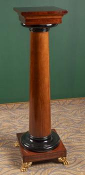 222. Podstavec pod sochu v empírovém stylu 222. Podstavec pod sochu v empírovém stylu