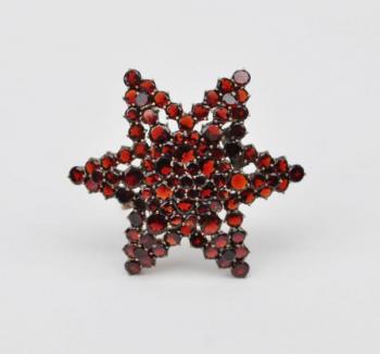 Brož - hvězda Brož - hvězda