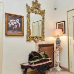 Velké vyřezávané zrcadlo Ludvík XV zlacené Velké vyřezávané zrcadlo Ludvík XV zlacené