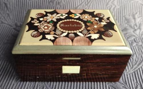 Krabička, Karlovarská mozaika ( Karlovy Vary ) Krabička, Karlovarská mozaika ( Karlovy Vary )