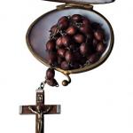 Růženec v původní etui - žíhaná mušle Růženec v původní etui - žíhaná mušle