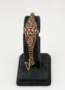 Náramek s českými granáty Náramek s českými granáty