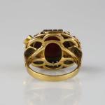 Zlatý prsten s mořským korálem Zlatý prsten s mořským korálem