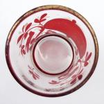 Sklenice s rubínovou lazurou s medailonem Sklenice s rubínovou lazurou s medailonem