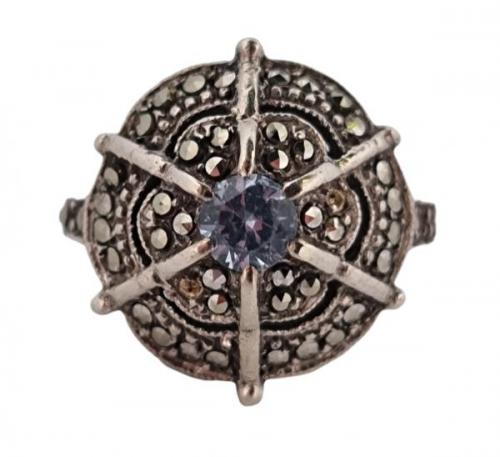 STŘÍBRNÝ PRSTEN ART DECO - PAVUČINA SE SPINELEM STŘÍBRNÝ PRSTEN ART DECO - PAVUČINA SE SPINELEM