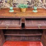 Neorenesanční komoda z masivního dubu cca 1800 Neorenesanční komoda z masivního dubu cca 1800