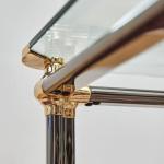 Designový konferenční stolek z čirého skla a kovu Designový konferenční stolek z čirého skla a kovu