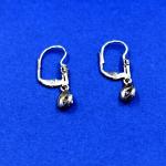 Bílozlaté náušnice s brilianty Bílozlaté náušnice s brilianty