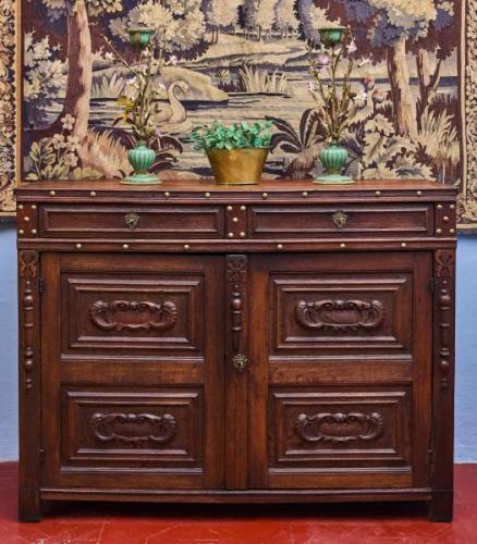 Neorenesanční komoda z masivního dubu cca 1800 Neorenesanční komoda z masivního dubu cca 1800