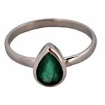 ZLATÝ PRSTEN Z BÍLÉHO ZLATA S KAPKOVÝM SMARAGDEM ZLATÝ PRSTEN Z BÍLÉHO ZLATA S KAPKOVÝM SMARAGDEM