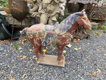 Dřevěná socha koně   Dřevěná socha koně