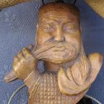 Lampička-Číňan-dřevořezba, zn. Gundel, dat.1941 Lampička-Číňan-dřevořezba, zn. Gundel, dat.1941