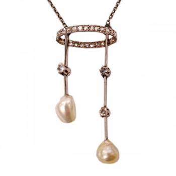 Zlatý náhrdelník s perličkami a diamanty Zlatý náhrdelník s perličkami a diamanty