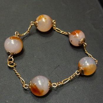 Zlatý náramek s acháty Zlatý náramek s acháty