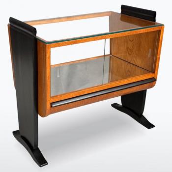 Barový stolek / design: Jindřich Halabala Barový stolek / design: Jindřich Halabala