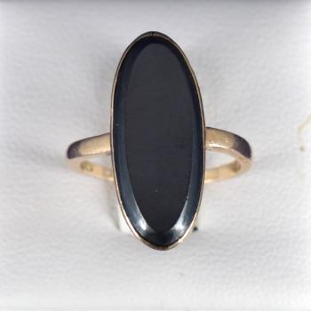 Zlatý prsten s hematitem - SLEVA Zlatý prsten s hematitem - SLEVA