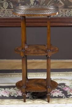 291. Odkládací stolek v klasicistním stylu 291. Odkládací stolek v klasicistním stylu