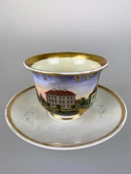 Šálek s podšálkem zdobený miniaturou Šálek s podšálkem zdobený miniaturou