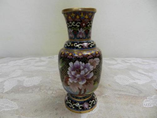 Zdobená modrá váza, cloisonné Zdobená modrá váza, cloisonné