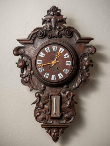 Starožitné nástěnné hodiny lovecké Starožitné nástěnné hodiny lovecké