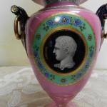 Růžová porcelánová váza v empírovém stylu - 19.st. Růžová porcelánová váza v empírovém stylu - 19.st.