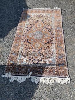 Koberec ručně vázaný 11  Koberec ručně vázaný 11