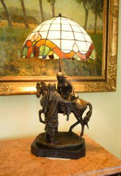 Velká stolní lampa Tiffany. V 75 cm Velká stolní lampa Tiffany. V 75 cm