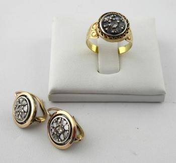Zlatý prsten a náušnice s diamanty a stříbrem Zlatý prsten a náušnice s diamanty a stříbrem
