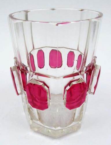 Sklenice s růžovými medailony Sklenice s růžovými medailony