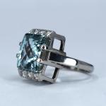 Au 585/1000/8,55 g, akvamarín 10,1 ct, brilianty cca 0,48 ct Au 585/1000/8,55 g, akvamarín 10,1 ct, brilianty cca 0,48 ct