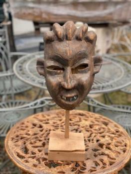 Africká dřevěná maska  Africká dřevěná maska