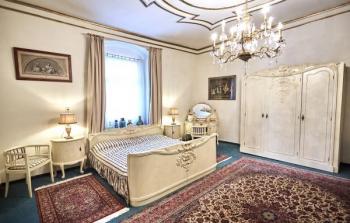 Bílá ložnice Ludvík XV s velkou postelí Bílá ložnice Ludvík XV s velkou postelí