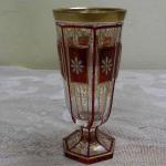 Sedmiboká zlacená sklenice, rubínová lazura Sedmiboká zlacená sklenice, rubínová lazura