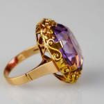 Zlatý prsten s ametystem Zlatý prsten s ametystem