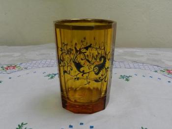 Broušená zlacená sklenice Broušená zlacená sklenice