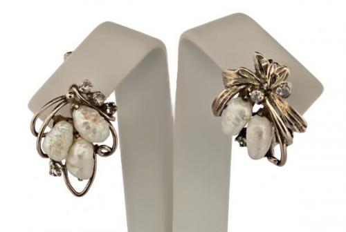 Autorské extravagantní stříbrné náušnice s perlami Autorské extravagantní stříbrné náušnice s perlami