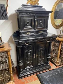 Novorenesanční sekretář  Novorenesanční sekretář