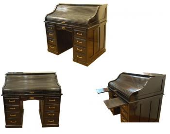 Původní psací stůl z doby kolem roku 1905 Původní psací stůl z doby kolem roku 1905