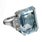 Zlatý prsten s akvamarínem a brilianty Zlatý prsten s akvamarínem a brilianty