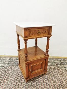 Neorenesanční stolek s mramorem Neorenesanční stolek s mramorem