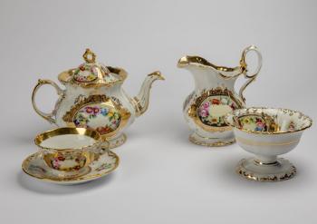 96. Čajový servis pro 11 osob - Březová 96. Čajový servis pro 11 osob - Březová