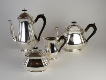 Stříbrný nápojový servis Stříbrný nápojový servis