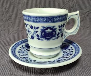 Šálek s podšálkem II., zn. Epiag  Šálek s podšálkem II., zn. Epiag