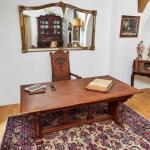 Neogotický vyřezávaný stůl. Dub. Rozkládací 386 cm Neogotický vyřezávaný stůl. Dub. Rozkládací 386 cm