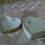 Porcelánová dózička ve tvaru srdce Porcelánová dózička ve tvaru srdce
