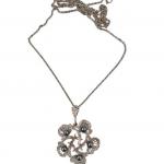 STŘÍBRNÝ NÁHRDELNÍK - KVĚTINA S PERLIČKAMI STŘÍBRNÝ NÁHRDELNÍK - KVĚTINA S PERLIČKAMI