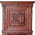 Renesanční kredenc mistrovsky vyřezávaný Renesanční kredenc mistrovsky vyřezávaný