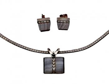 Stříbrný set s chalcedonem, Yvette Ries Stříbrný set s chalcedonem, Yvette Ries