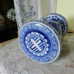 Malovaný porcelánový soklík Malovaný porcelánový soklík