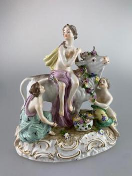 Porcelánové sousoší B  Porcelánové sousoší B